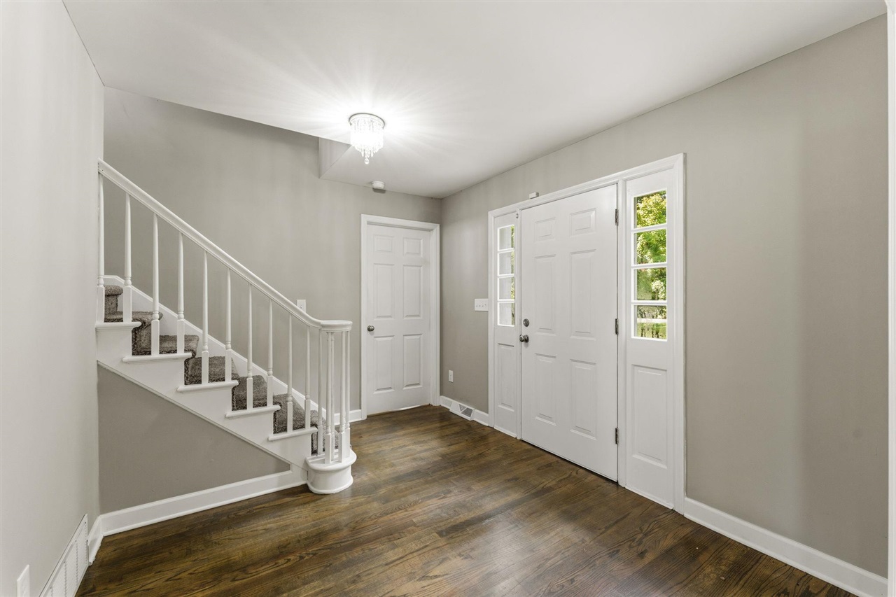 2904 Smallhouse Road Property Photo 2