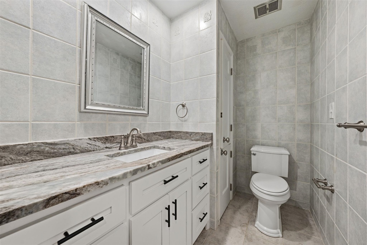 2904 Smallhouse Road Property Photo 35