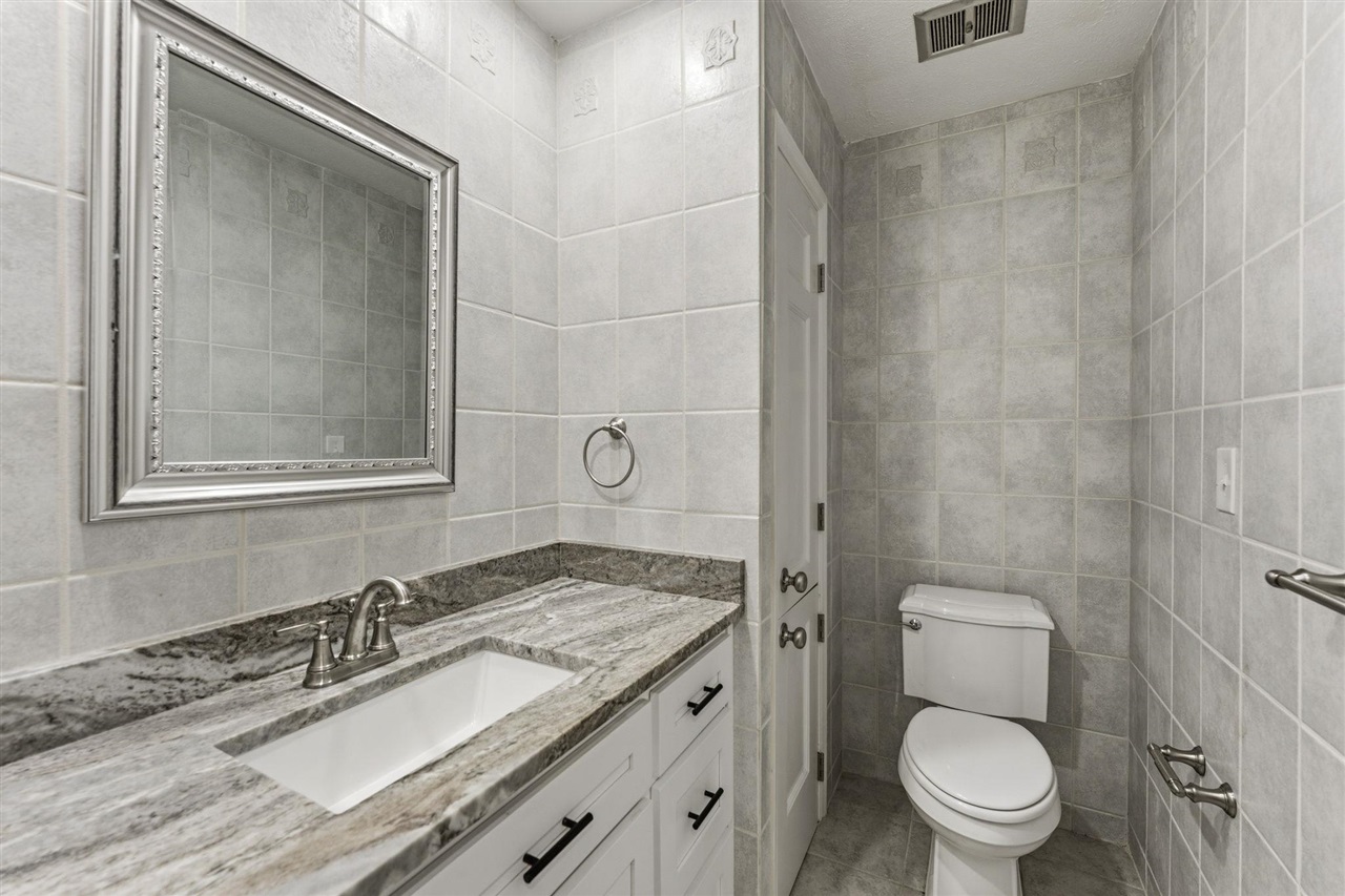 2904 Smallhouse Road Property Photo 36