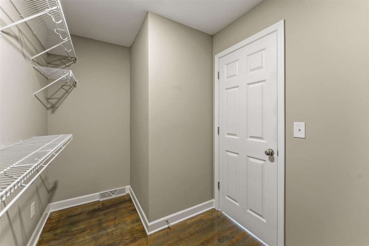 2904 Smallhouse Road Property Photo 43
