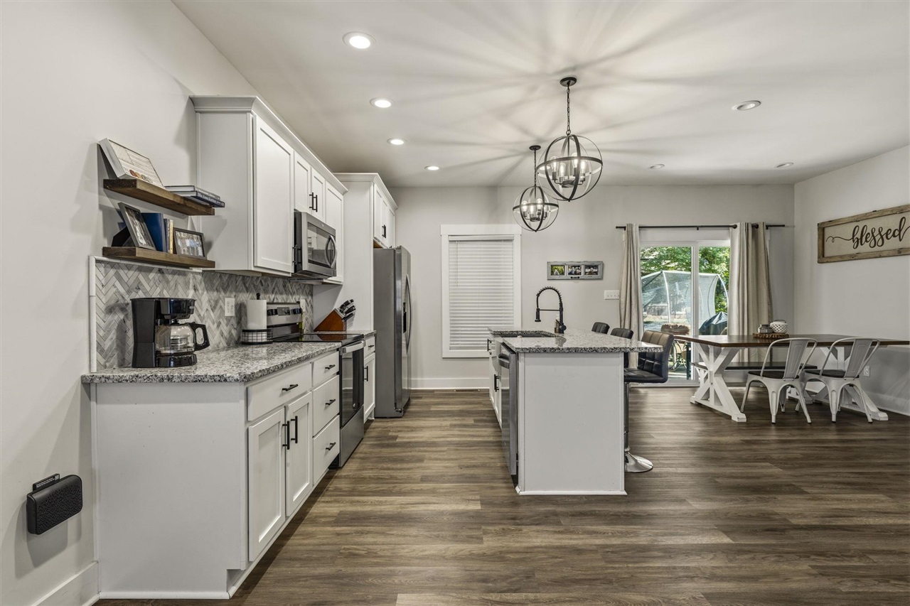 6415 E Haven Way Property Photo 10