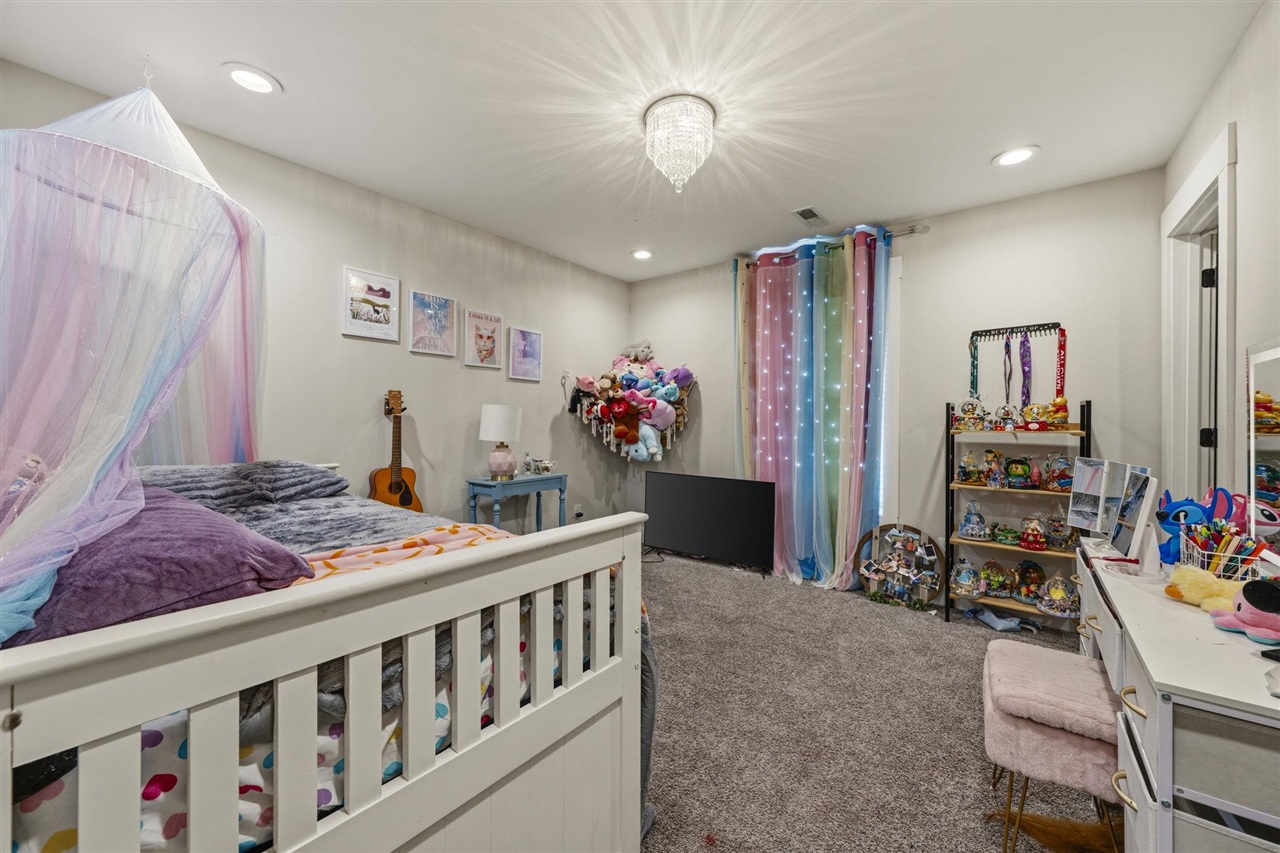 6415 E Haven Way Property Photo 24