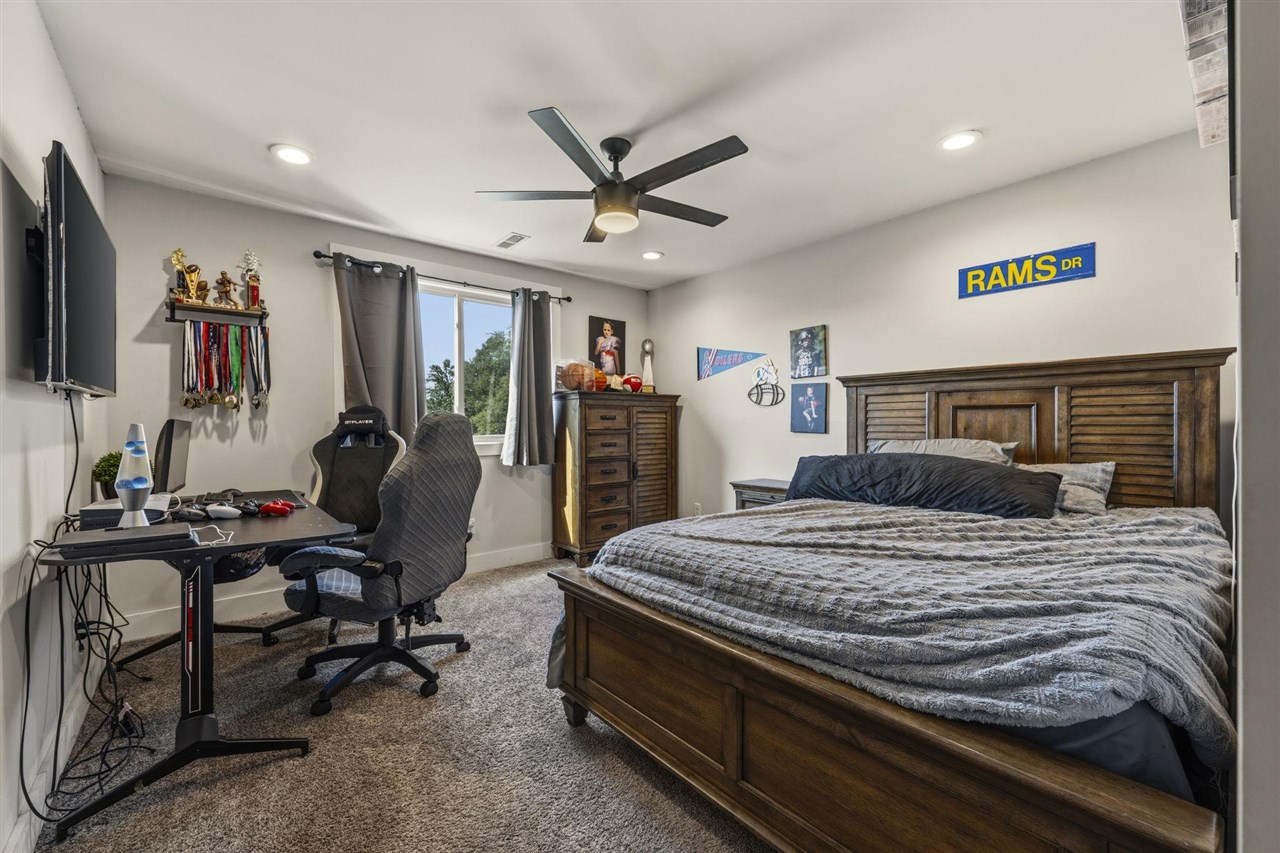 6415 E Haven Way Property Photo 28