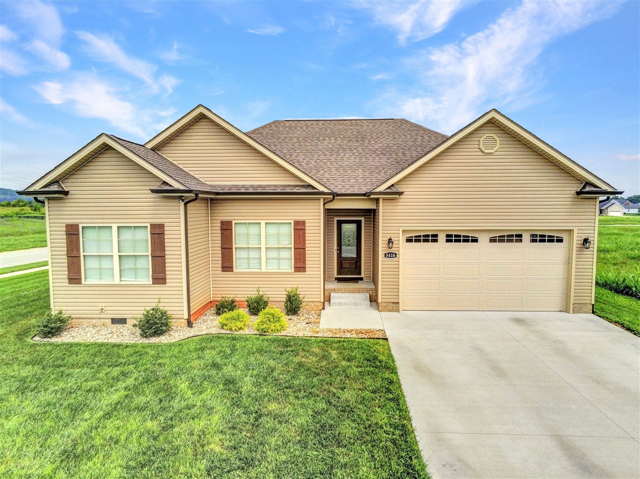 5416 Coleus Drive Property Photo 1