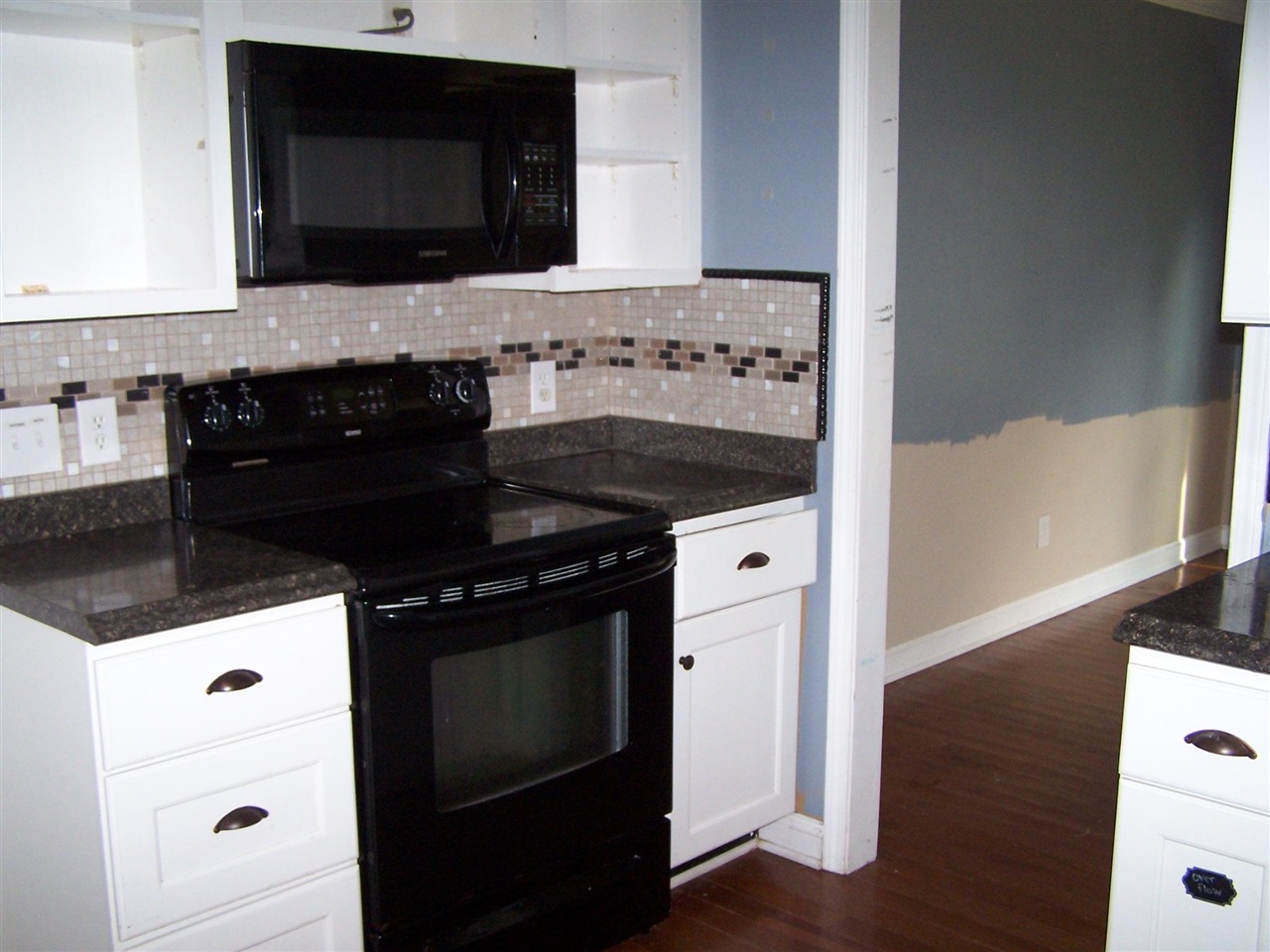 679 Collett Road Property Photo 6