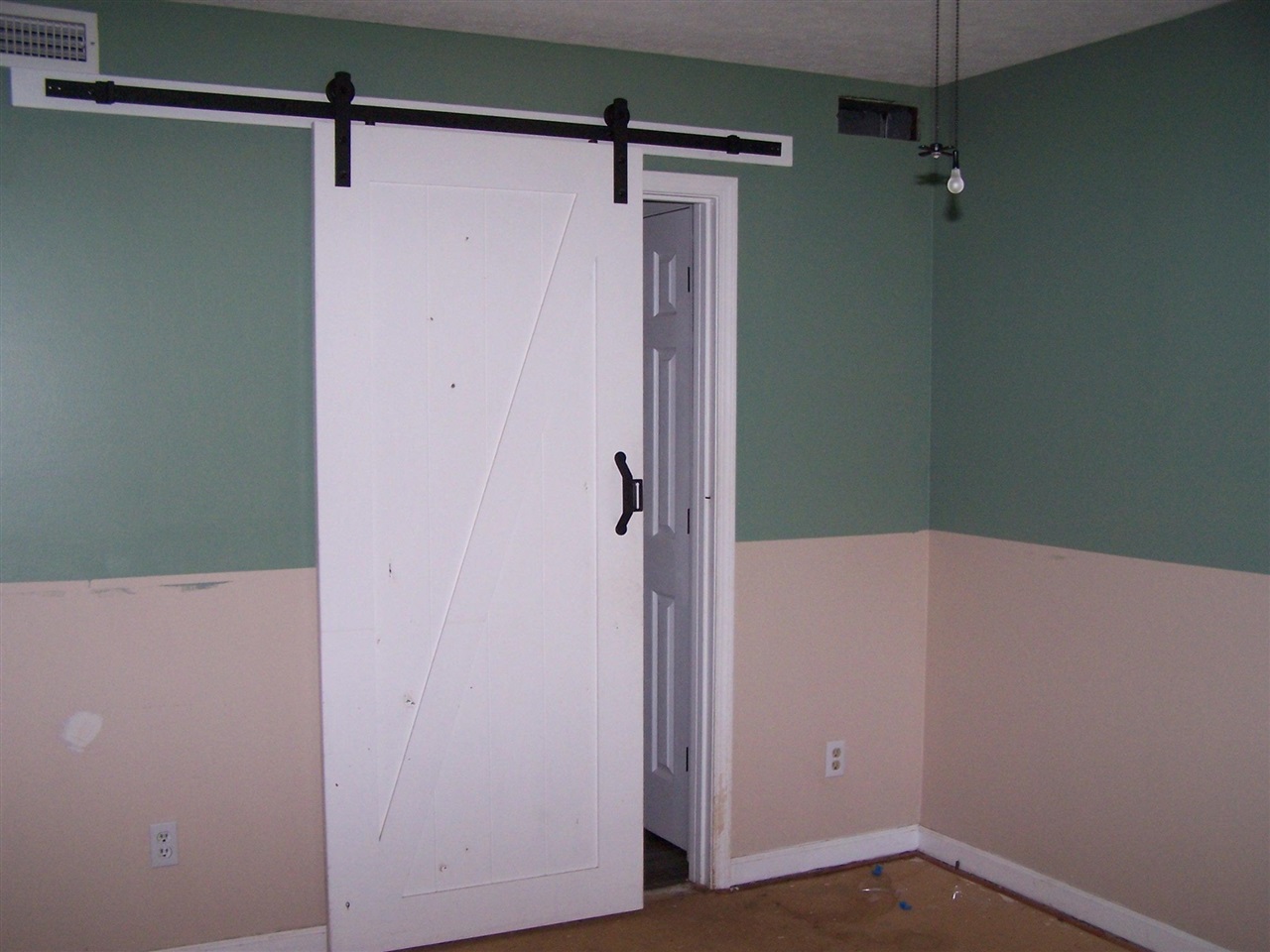 679 Collett Road Property Photo 11
