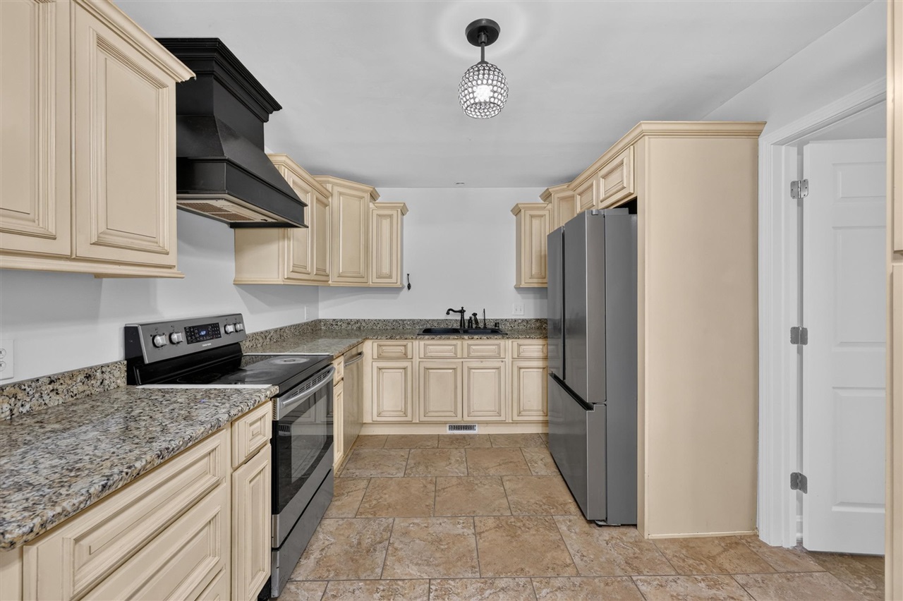 307 Austin Drive Property Photo 12