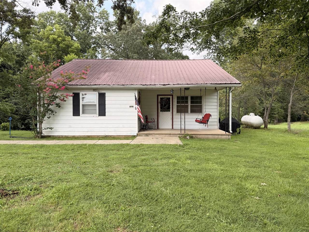 898 Larmon Mill Road Property Photo 1