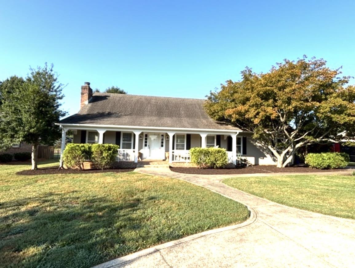 1323 Martin Way Property Photo 3