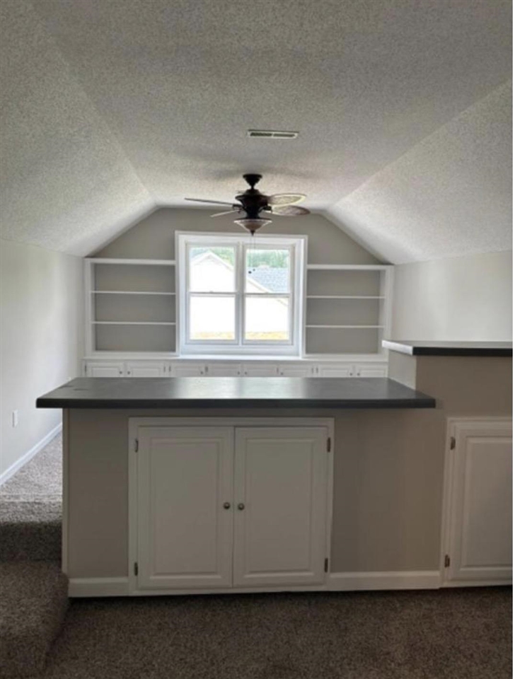 1323 Martin Way Property Photo 11