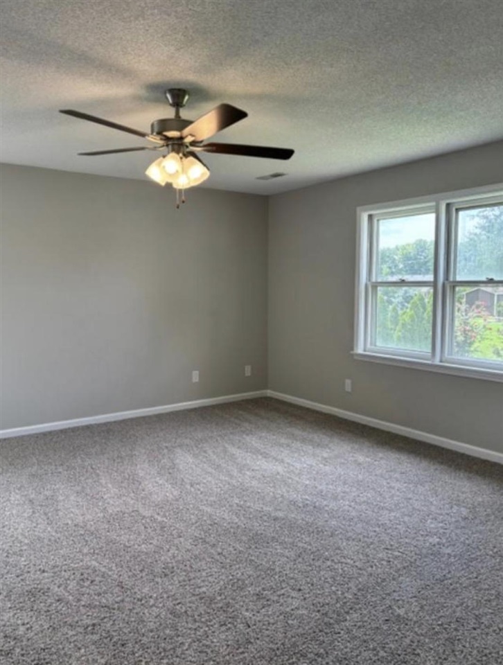 1323 Martin Way Property Photo 15