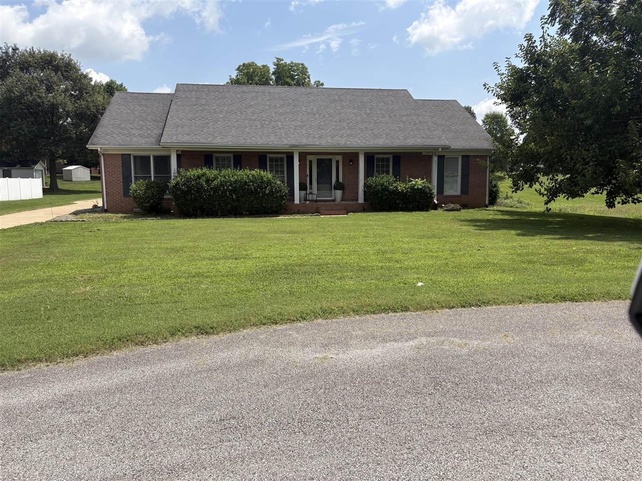 938 Meadowlark Court Property Photo 1