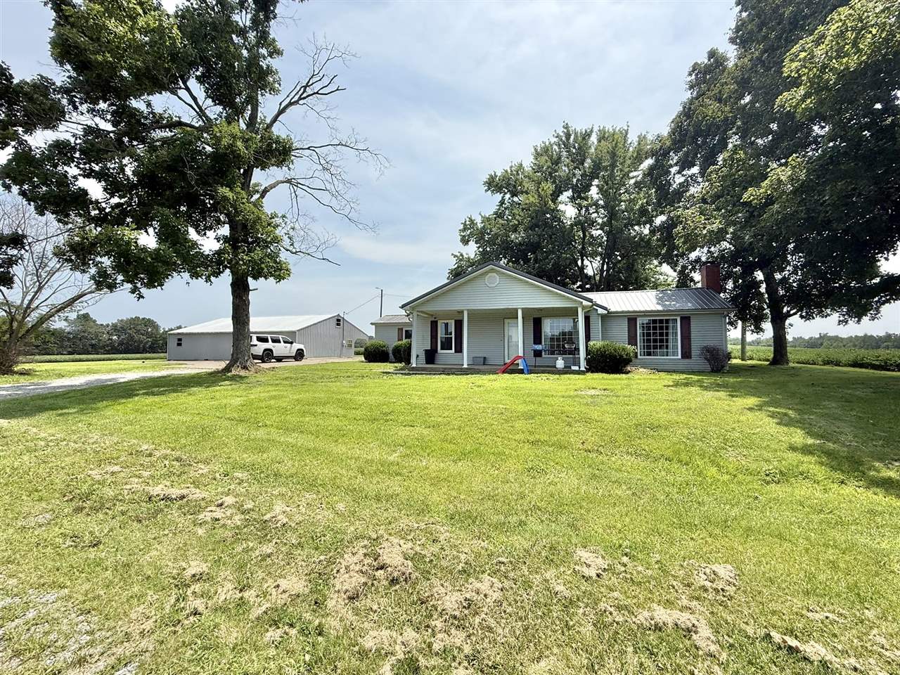 643 Weldon Road Property Photo 1