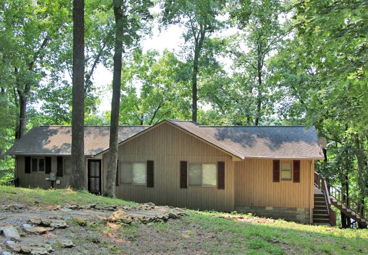 79 Shoreline Circle Property Photo 1