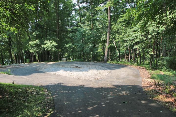 79 Shoreline Circle Property Photo 9