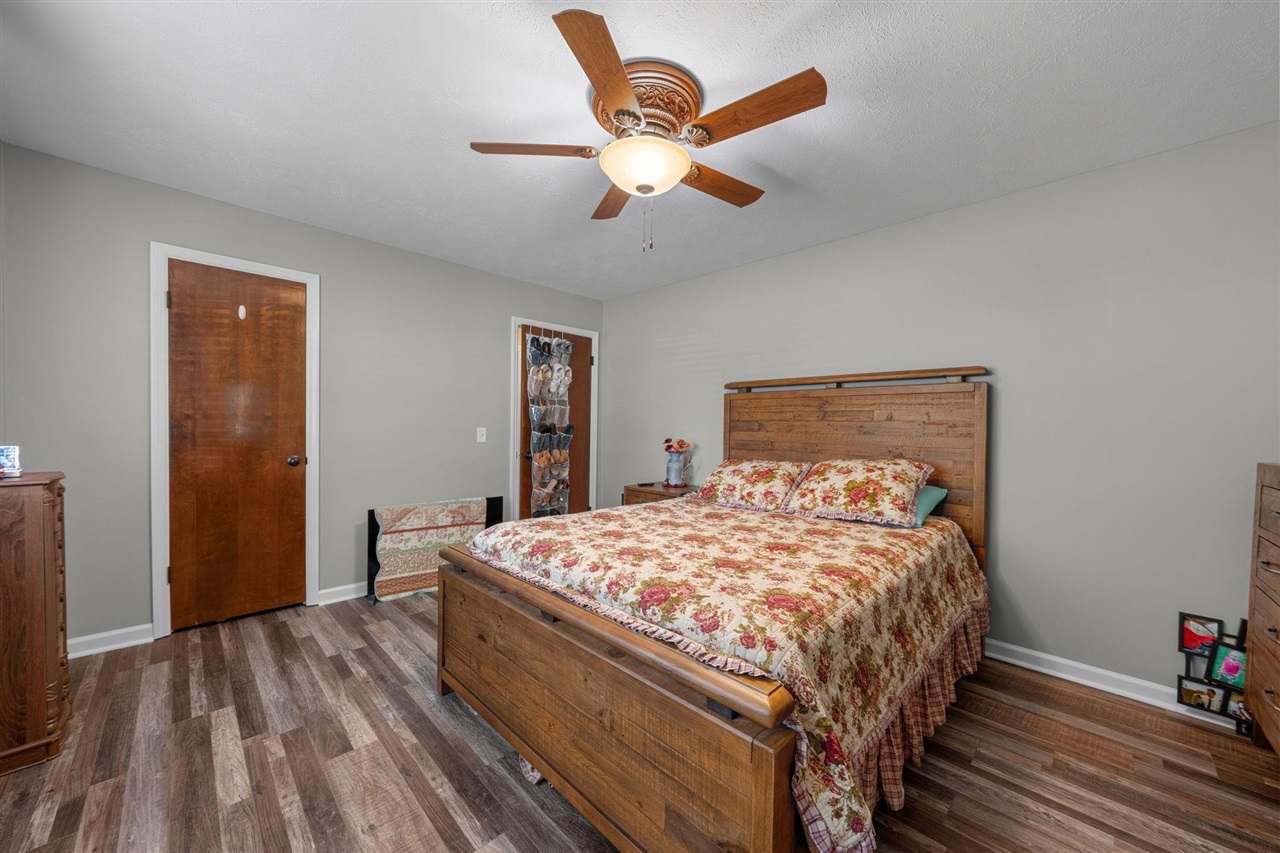 204 Karan Drive Property Photo 11