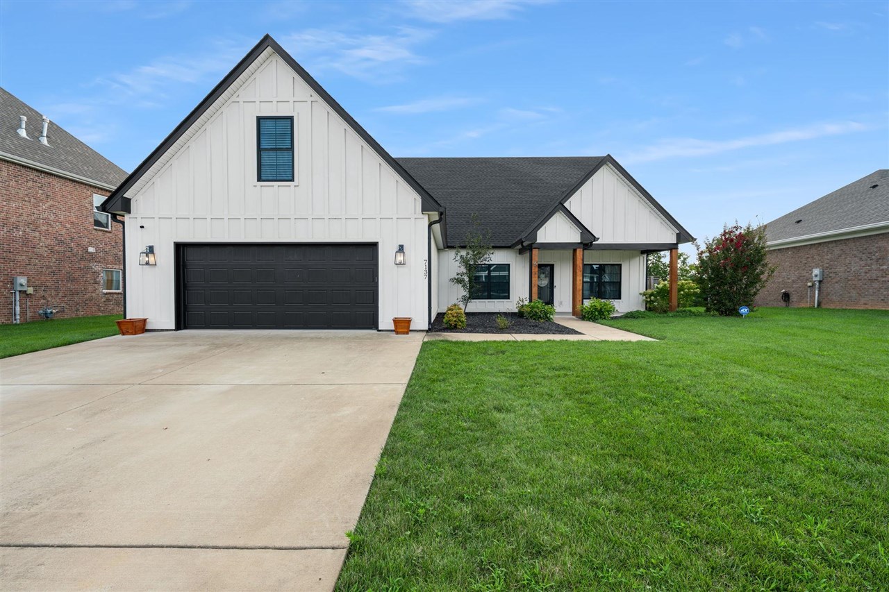 7137 Hilliard Circle Property Photo 1