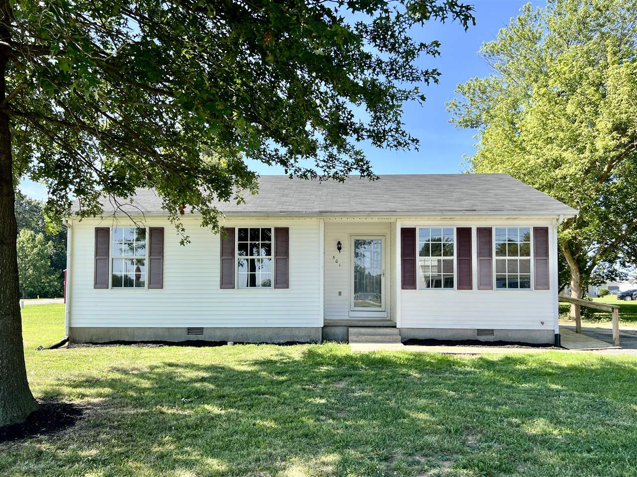 501 Dow Drive Property Photo 1