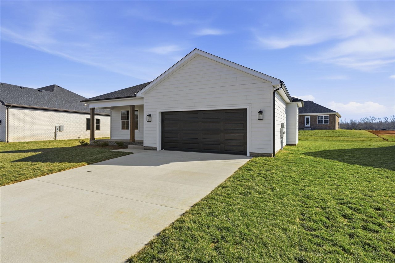 120 Magnolia Circle Property Photo 3