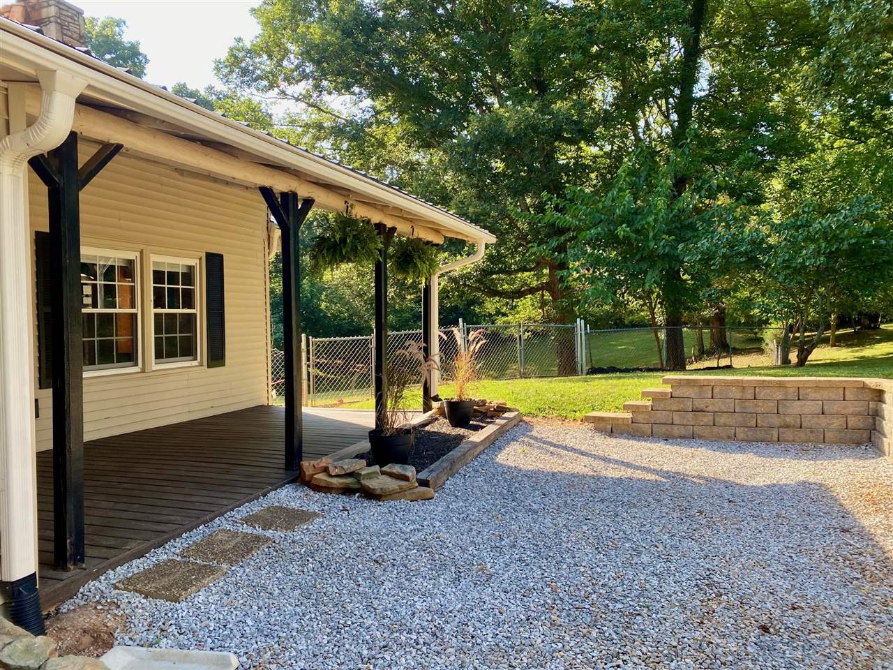 191 Evans Road Property Photo 4