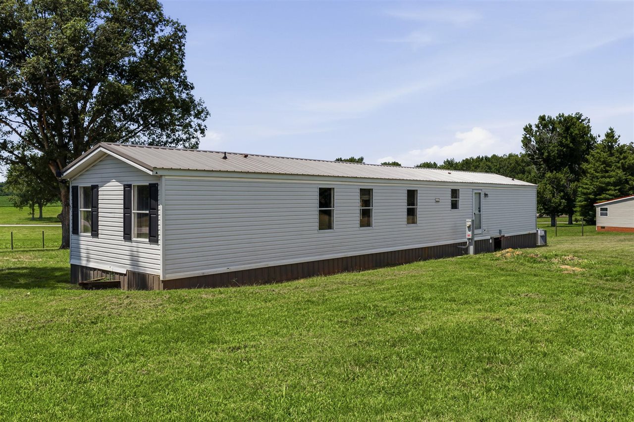 1995 Colesbend Road Property Photo 21