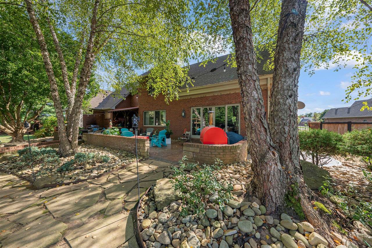 305 Calumet Way Property Photo 68