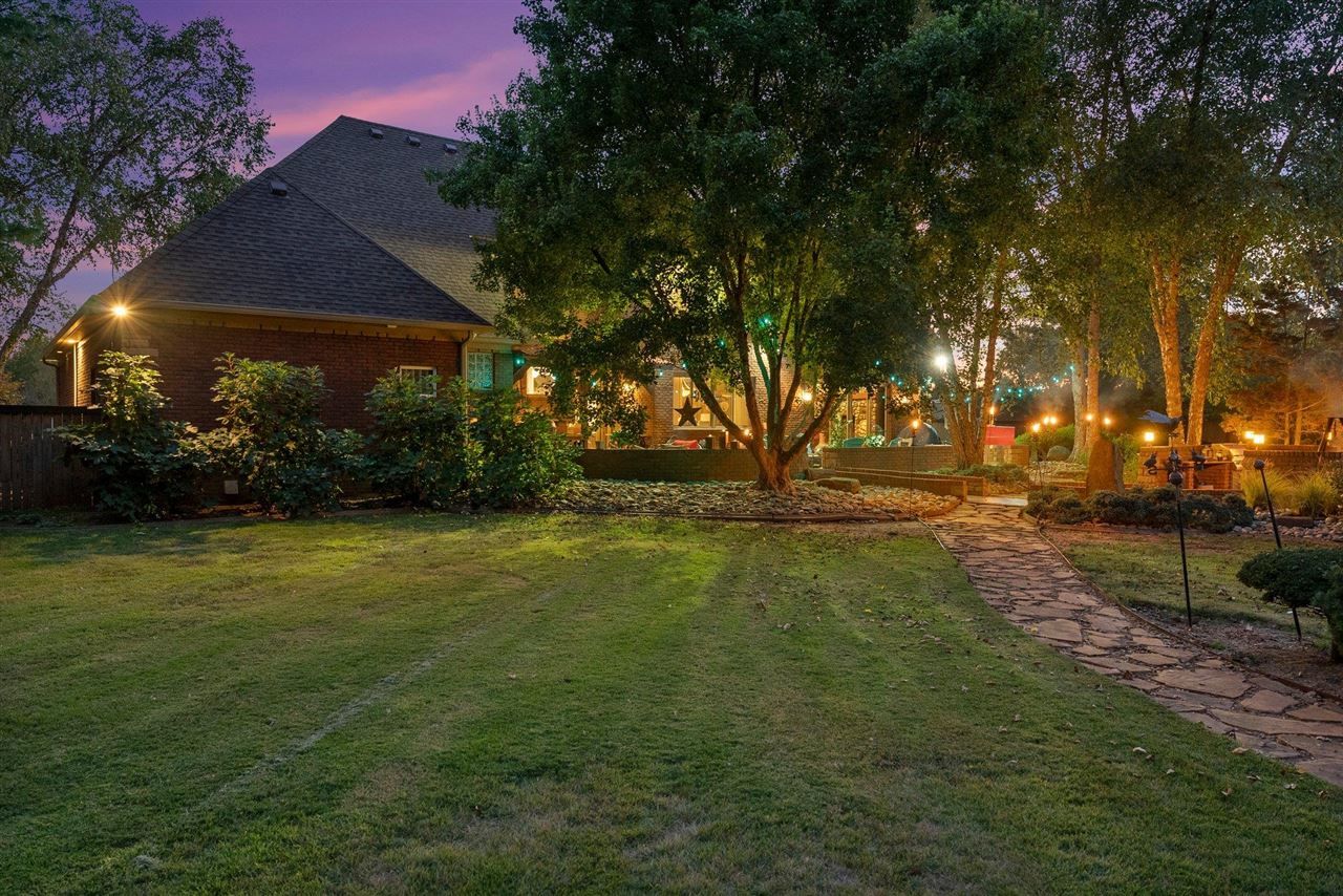305 Calumet Way Property Photo 86