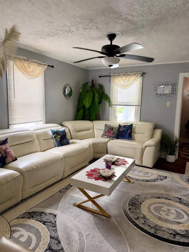 1209 Fair Street Property Photo 8
