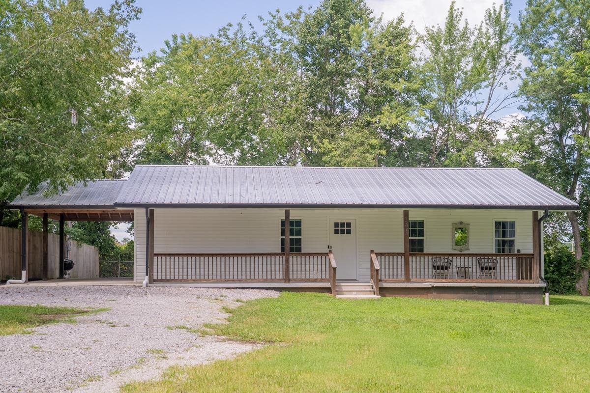 146 Groves Lane Property Photo 1