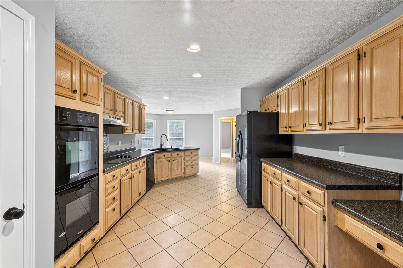 2829 Edward Drive Property Photo 15