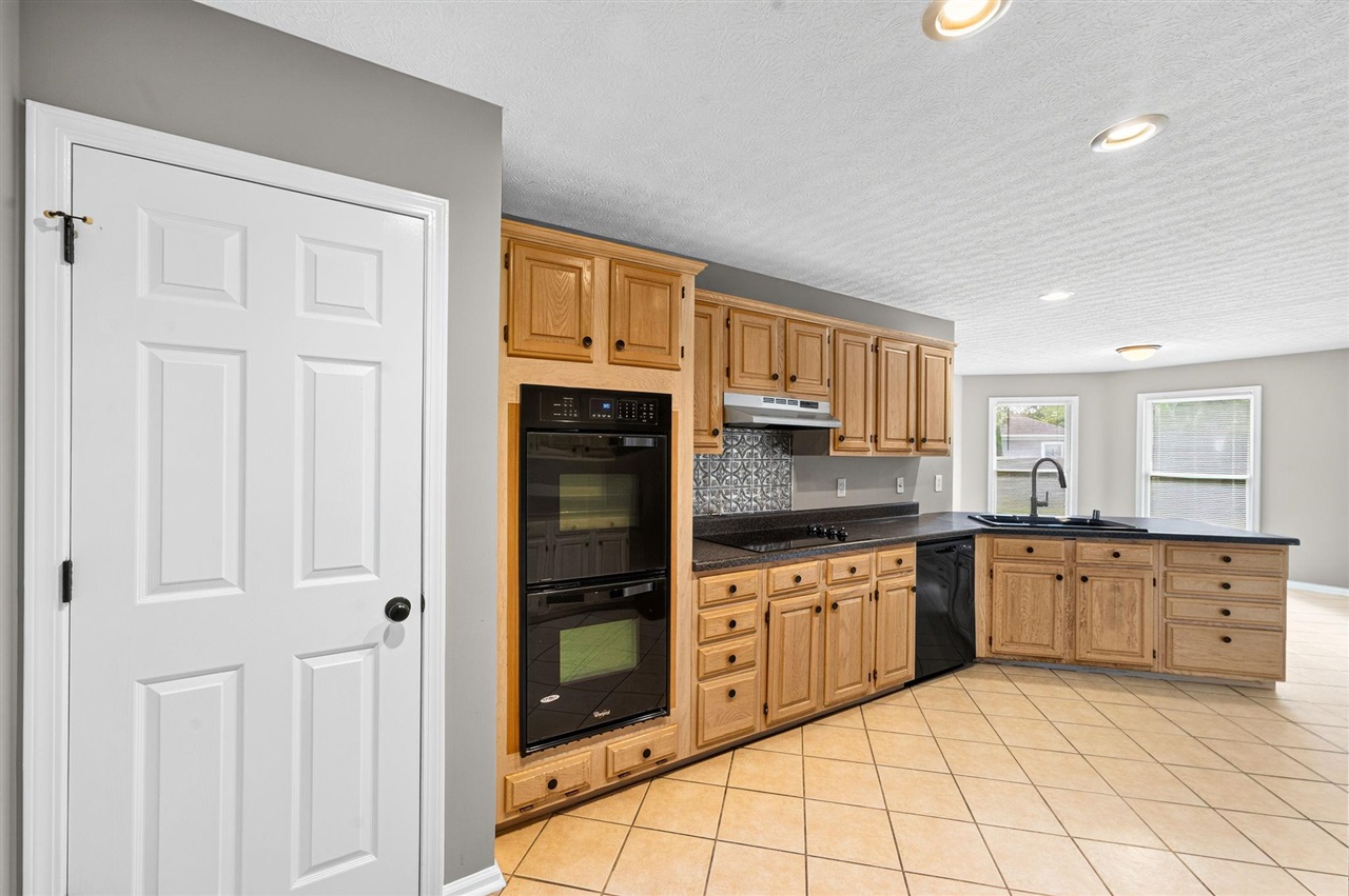 2829 Edward Drive Property Photo 18