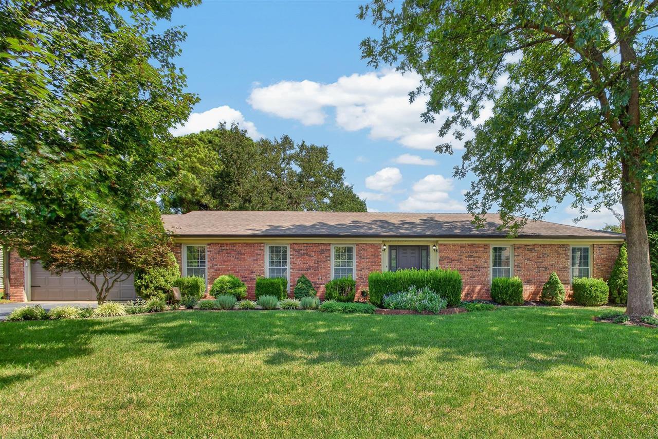1931 Elmhurst Way Property Photo 1