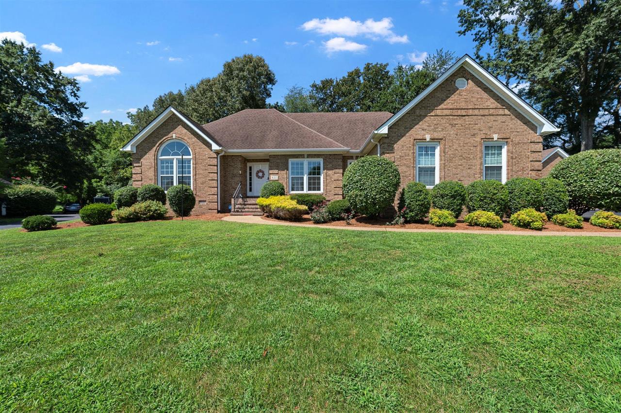 637 Willow Bend Circle Property Photo 1