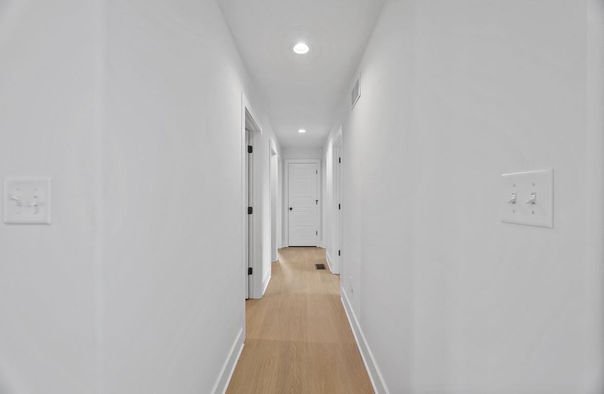 895 Alberta Drive Property Photo 14
