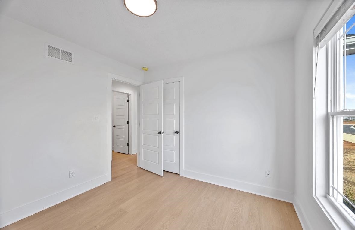895 Alberta Drive Property Photo 16
