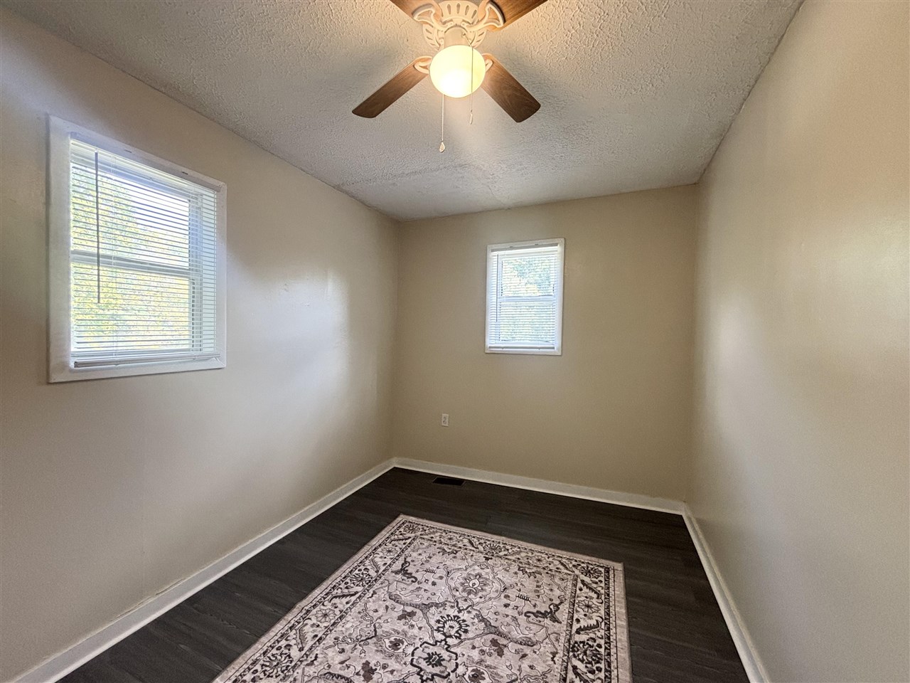 212 N Franklin Street Property Photo 7