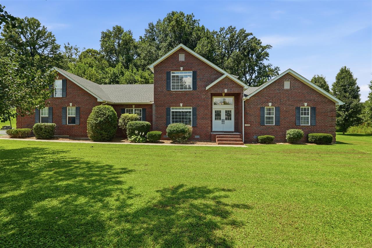 105 Oakwind Road Property Photo 2