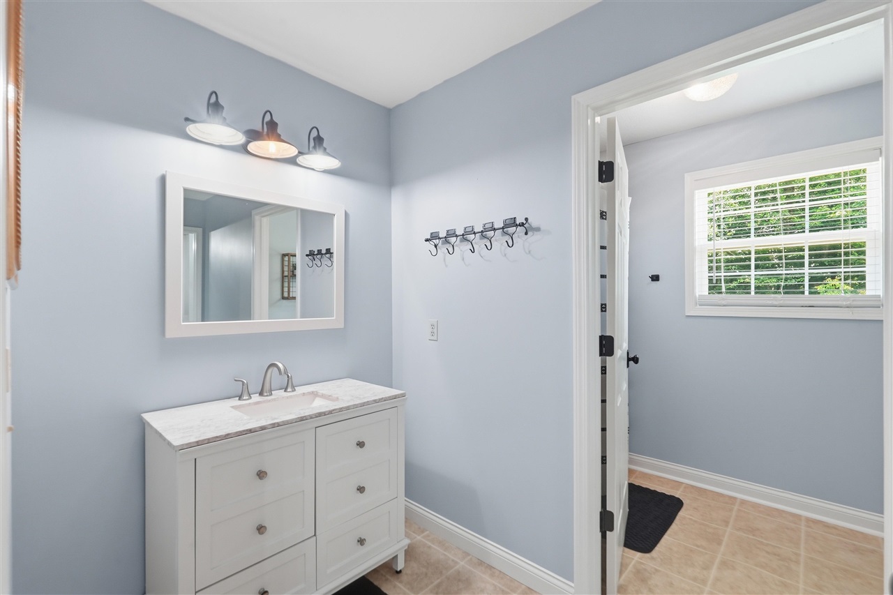 105 Oakwind Road Property Photo 27