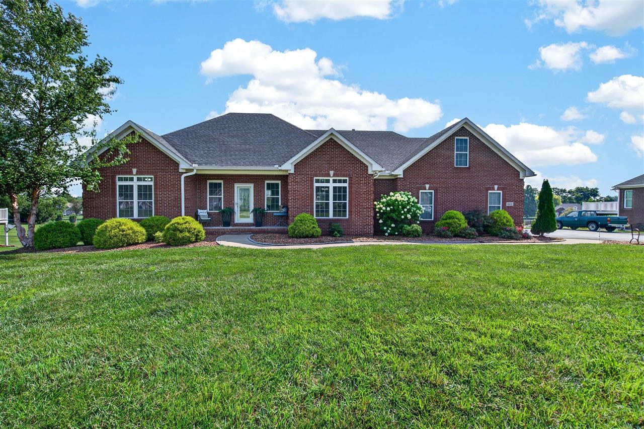 822 Hunters Run Avenue Property Photo 1