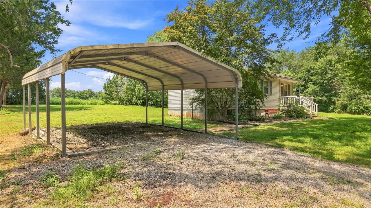 171 Cropper Road Property Photo 6