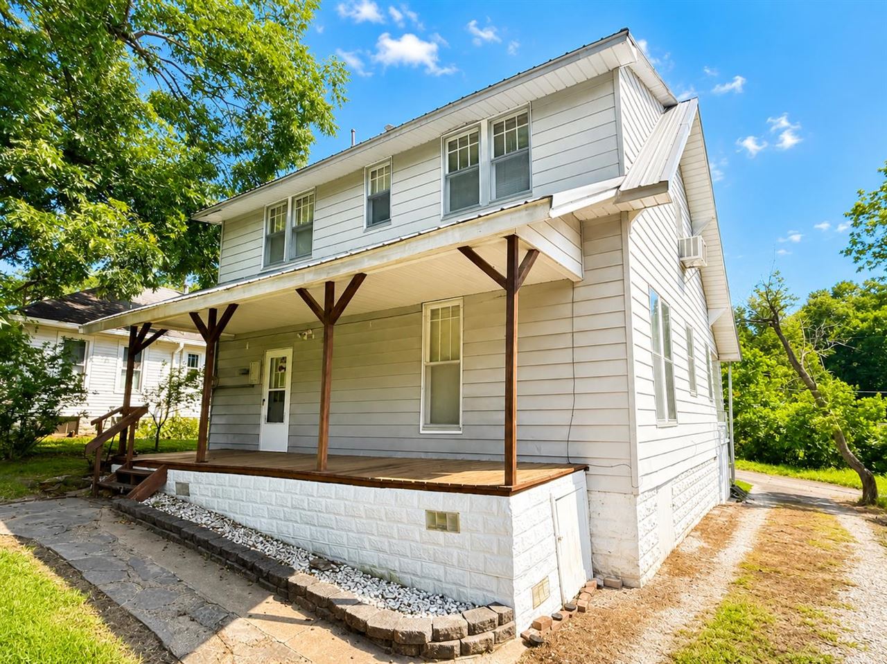 108 S 9th Street Property Photo 23