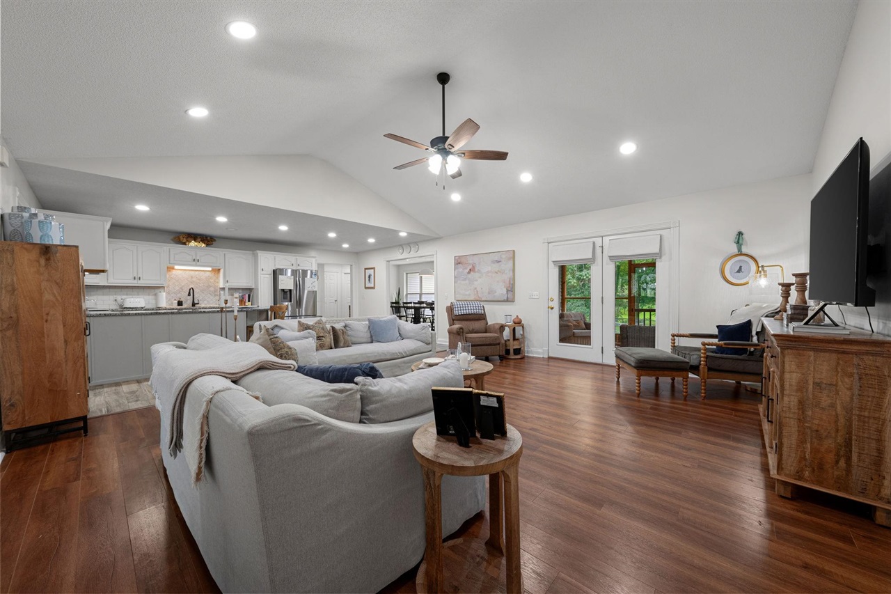65 Green Fields Spur Property Photo 31