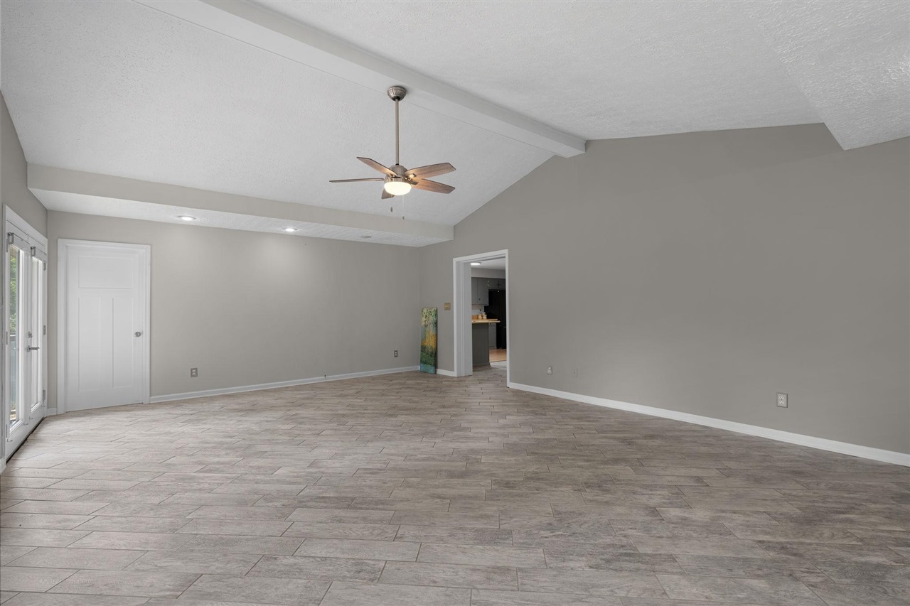 406 Sumpter Avenue Property Photo 24