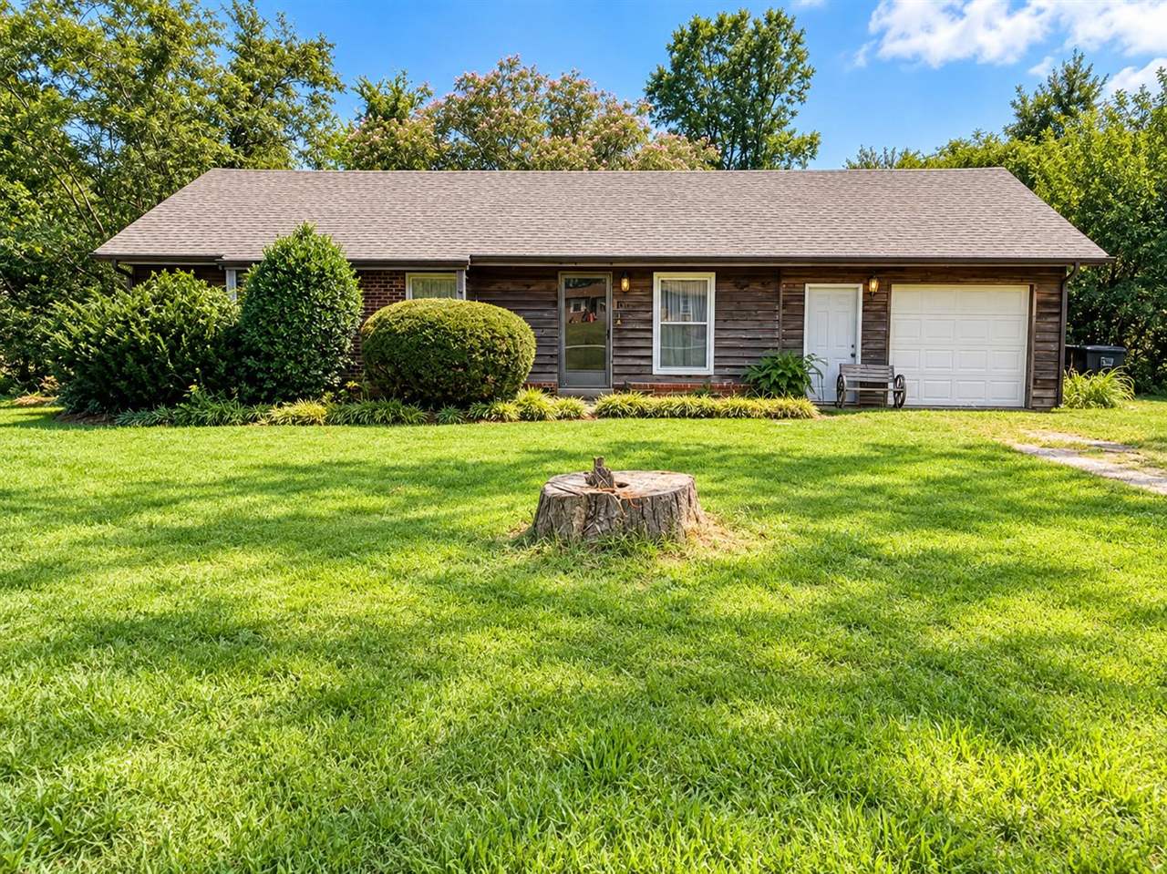 804 Witt Road Property Photo 1