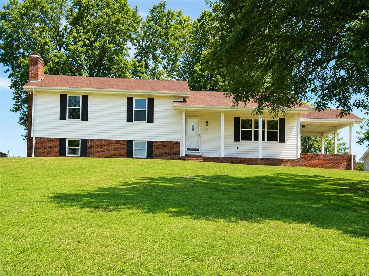 1958 Holland Road Property Photo 1