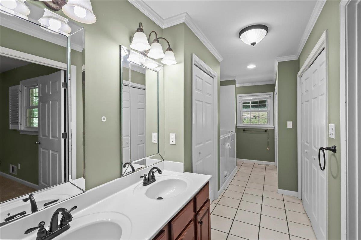 265 W Windsor Circle Property Photo 56