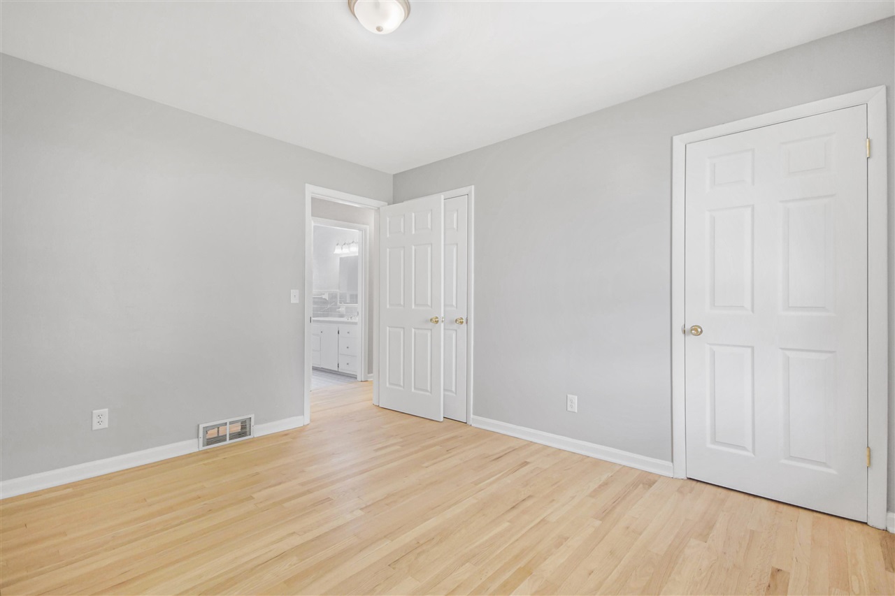 2925 Smallhouse Road Property Photo 36