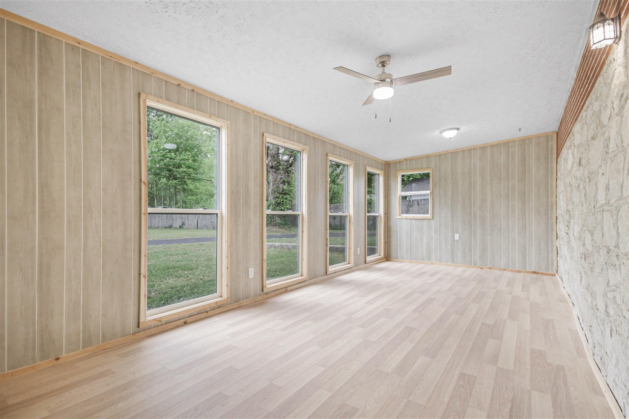 2925 Smallhouse Road Property Photo 42