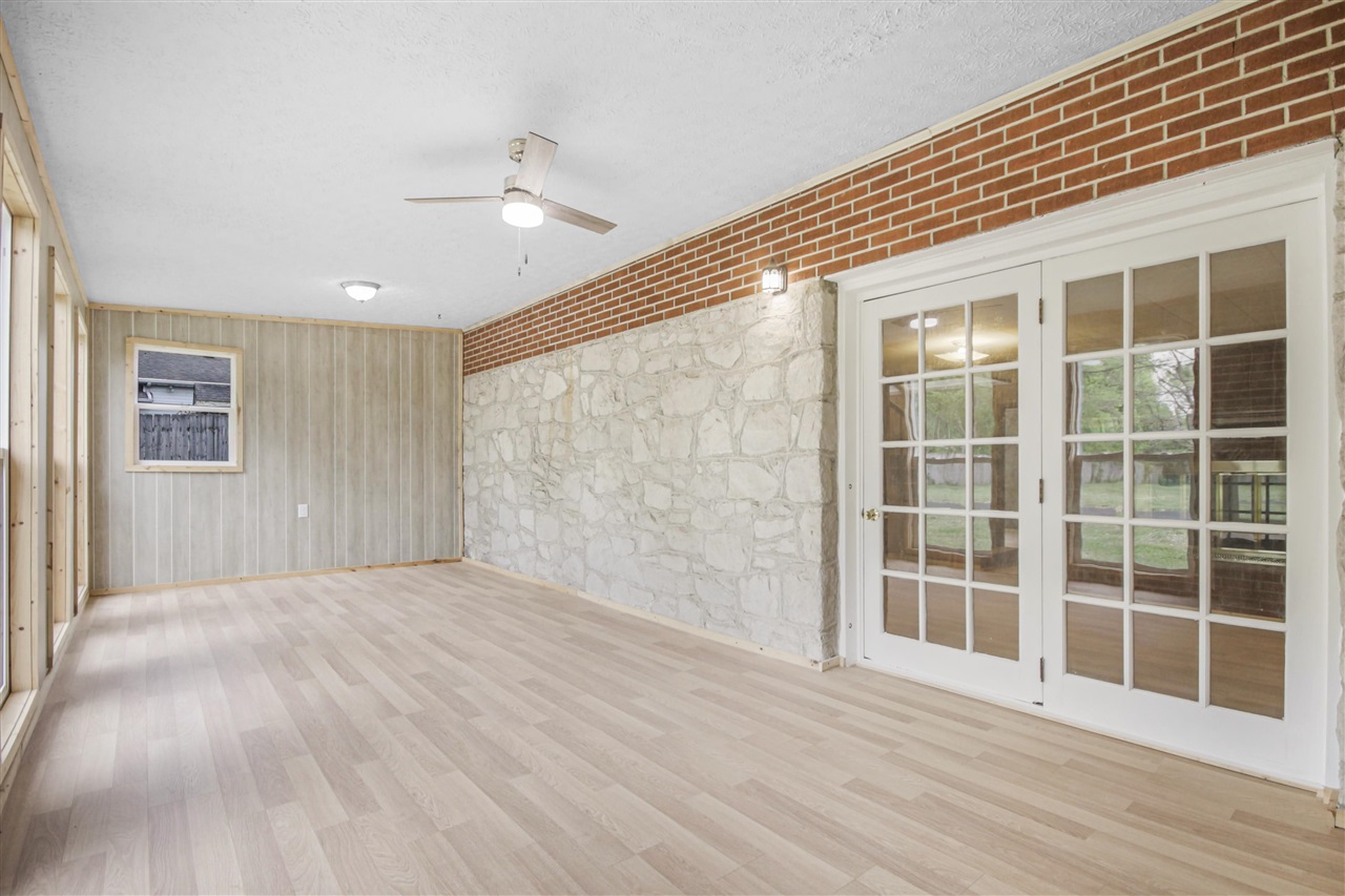 2925 Smallhouse Road Property Photo 44