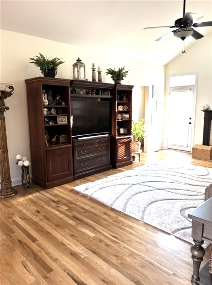 2629 Danhaven Drive Property Photo 3
